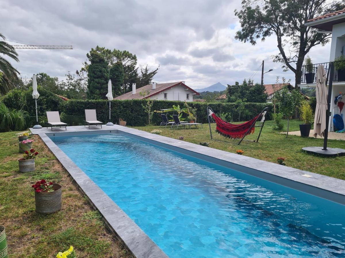 Appartement Avec Cuisine Et Grande Piscine Chauffee Hendaye Exteriör bild