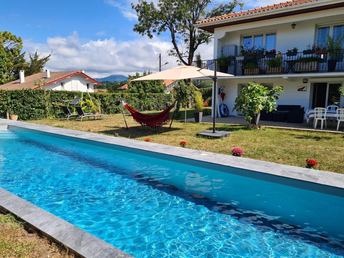 Appartement Avec Cuisine Et Grande Piscine Chauffee Hendaye Exteriör bild