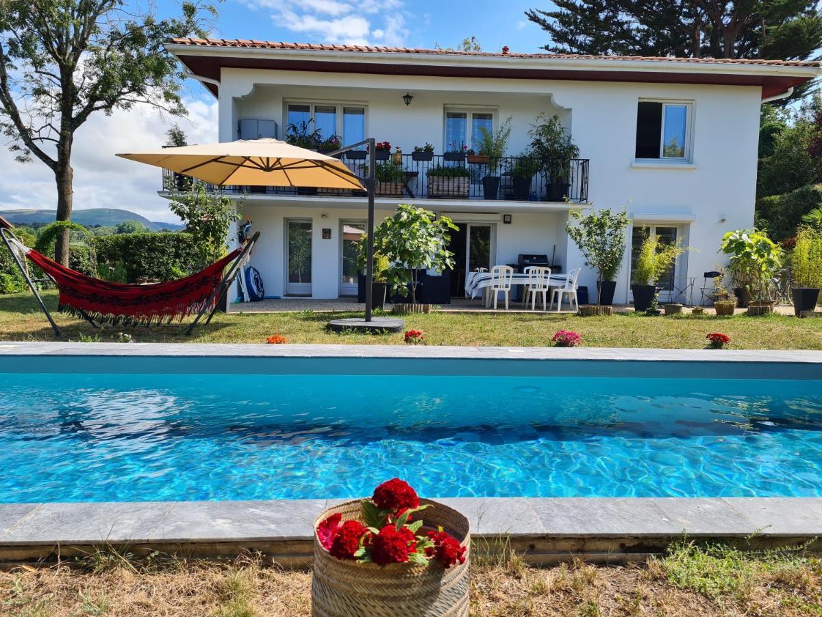 Appartement Avec Cuisine Et Grande Piscine Chauffee Hendaye Exteriör bild